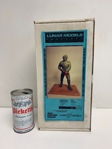 lot 42 image: Lunar Models Special Limited Edition OLD INVADERS FROM MARS Model Kit