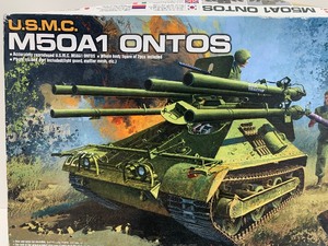lot 10 image: Academy U.S.M.C. M50A1 Ontos Tank Destroyer Kit