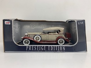 lot 59 image: Anson Prestige Edition 1932 Cadillac Sport Phaeton Quality Model