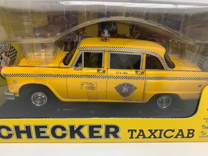 lot 64 image: Sun Star 1981 New York CHECKER TAXICAB Die Cast Model