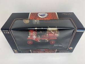 lot 65 image: Ford Motor Co. 1914 Model T Fire Engine w Real Wood Ladder