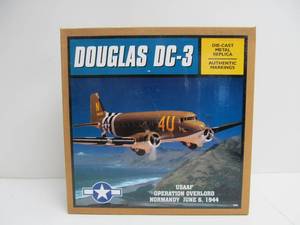 lot 120 image: ERTL Douglas DC-3 USAAF Operation Overlord Diecast Model