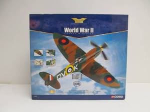 lot 122 image: CORGI WWII Supermarine Spitfire Mk1 The Aviation Archive Model Kit