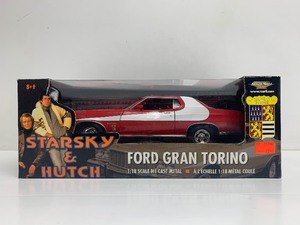 lot 140 image: ERTL American Muscle STARSKY & HUTCH Ford Gran Torino