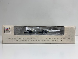 lot 148 image: SpecCast Liberty Classics Beechcraft Model 18 Twin Beech Diecast Bank