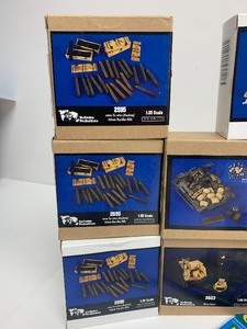 lot 160 image: Large Group of Verlinden Productions, etc. Model Figures, Weaponry, & Accessories for Ontos, etc.