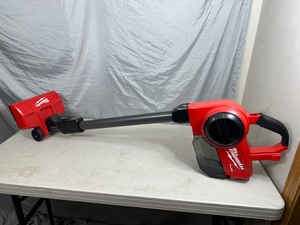 lot 19 image: Milwaukee M18 FUEL 18-Volt Lithium-Ion Brushless 0.25 Gal. Cordless Jobsite Vacuum