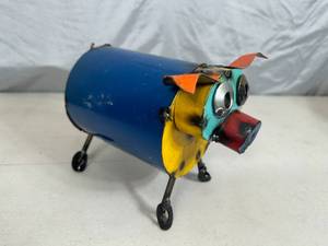 lot 85 image: New Recycled Metal Pig with Curly Q Tail