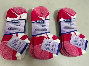 lot 116 image: 9 New Pair of Dr Scholls For Her Socks