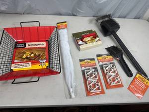 lot 119 image: New BBQ Grilling Accessories