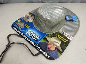 lot 126 image: New Arctic Air Hat