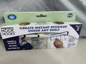 lot 131 image: New Nook Hooks Shelf Hooks