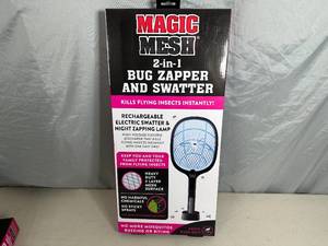 lot 179 image: New Magic Mash Electric Fly Zapper  Swatter