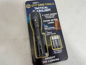 lot 189 image: New Tactical LED Flashlight