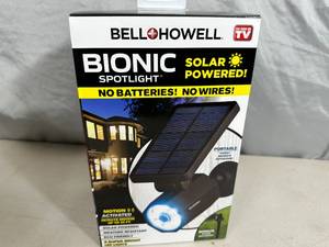 lot 225 image: New Solar Powered Motion Activated Spotlight