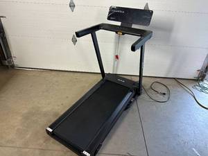 lot 8B image: Exercise Treadmill