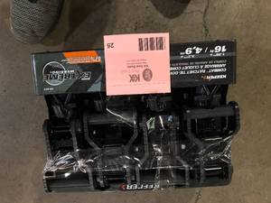 Lot of 2 Keeper 1.25 in. x 16 ft. 1000 lbs. Keeper Combat Ratchet Tie Down Strap (4 Pack) Customer Returns See Pictures