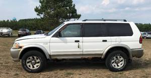 2002 Mitsubishi Montero Sport XLS 4x4