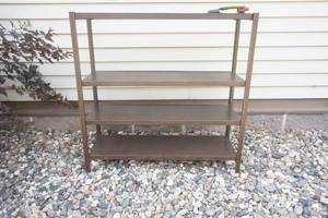 lot 67 image: metal shelf