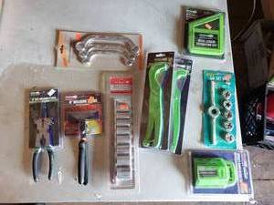 Tools PH Screwdrivers, Screw Extractor Set, Obstruction Wrench Set, Sockets, Welding Pliers, MM Die Set, Tubing Cutters