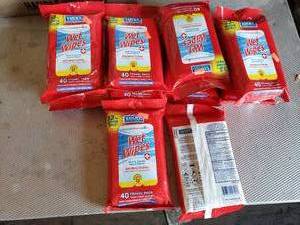 Lot of 10 Packages of Wet Wipes