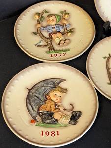 Hummel Annual Plate Collection