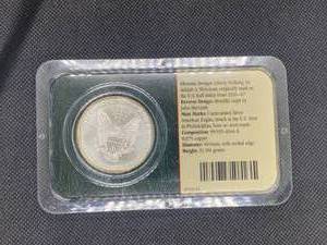 1995 Uncirculated American Silver Eagle in Original sealed Littleton Holder