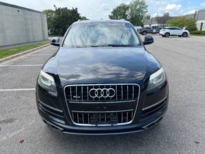 lot 1 image: 2012 Audi Q7 Premium Plus AWD