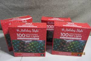 4 Boxes 100 IndoorOutdoor Holiday Net Lights Multi-Color Bulbs
