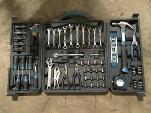 Anvil 38 in. Drive SAE and Metric Home Tool Kit Set (137-Piece   Customer Returns See Pictures