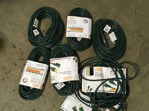 Lot of HDX 75 ft. 163 Green Outdoor Extension Cord (1-Pack)  Customer Returns See Pictures