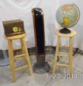 lot 16 image: Wooden counter height Stools, spinning globe of the world, vintage keepsake box with clock face front with an oscillating fan