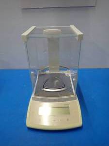 lot 20 image: Sartorius&nbspCPA225D Analytical Lab Balance