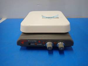 lot 23 image: Corning&nbspStirrerHot Plate PC-620
