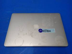 lot 46 image: Apple&nbspMacBookPro11,4 A1398 MJLQ2LLA BTO 2.8 &nbspINTEL(R) CORE(TM) I7-4980HQ CPU  2.80GHZ  16GB DDR3 RAM  500GB SSD  15.4 screen with 2880 x 1800 resolution  slight key marks on screen  no charger
