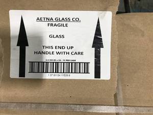 lot 17 image: WINDOW GLASS
