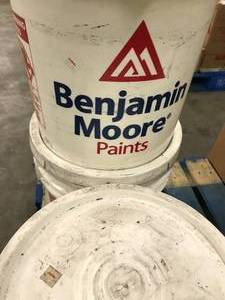 lot 50 image: 3  BENJAMINE MOORE PRIMER