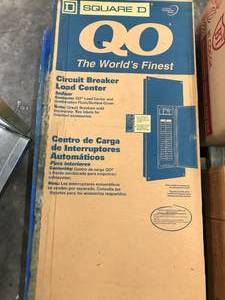 lot 75 image: SQUARE D CIRCUIT BREAKER LOAD CENTER BOX