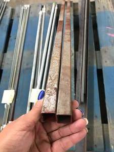 lot 90 image: SQUARE METAL RODS