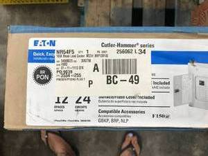 lot 100 image: CUTLER-HAMMER BREAK LOAD CENTER