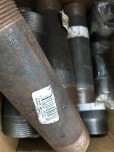 lot 105 image: GALVENIZED PLUMBING PARTS