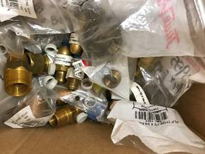 lot 157 image: ASSORTED PLUMBING ITEMS