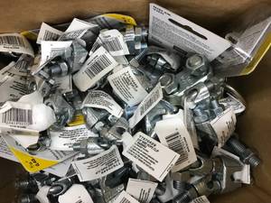 lot 171 image: ASSORTED ROPE CLIPS