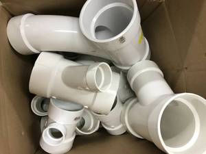 lot 173 image: WHITE PVC ASSORTED PARTS