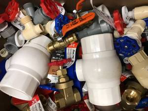 lot 196 image: ASSORTED SHUT OFF VALVES