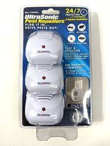 lot 32 image: Ultrasonic Pest Rodent Repeller with LED Indicator Plug in 3 Pack