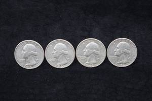 lot 58 image: 4 1962-D US Washington Silver Quarter Coins
