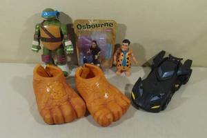 lot 66 image: Assorted Toys - Flintstones, Ozzy, Turtle, Batmobile, Fantastic Four
