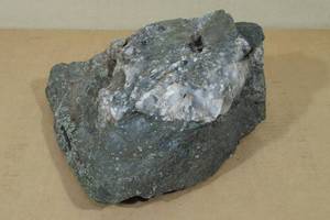 lot 72 image: Hematite Stone with Quartz - 17 Pounds