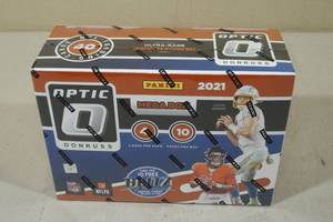 lot 99 image: 2021 Panini Optic MEGA Box of Football Card Packs